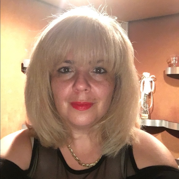 Meet your Posher, Francesca. - Picture 5 of 6